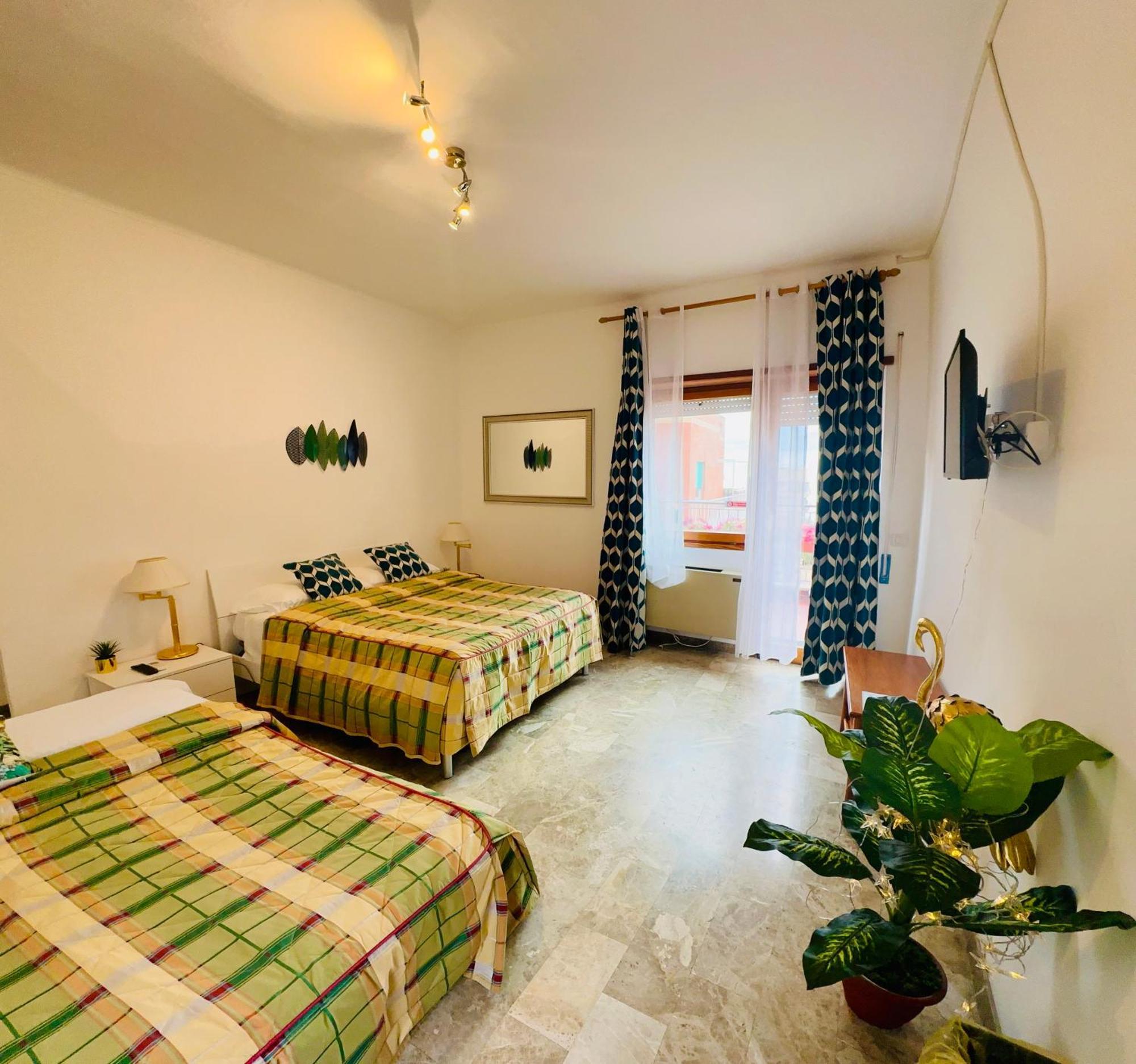 Penthouse Salus Sea View Terrace Apartment Lido di Ostia Bagian luar foto