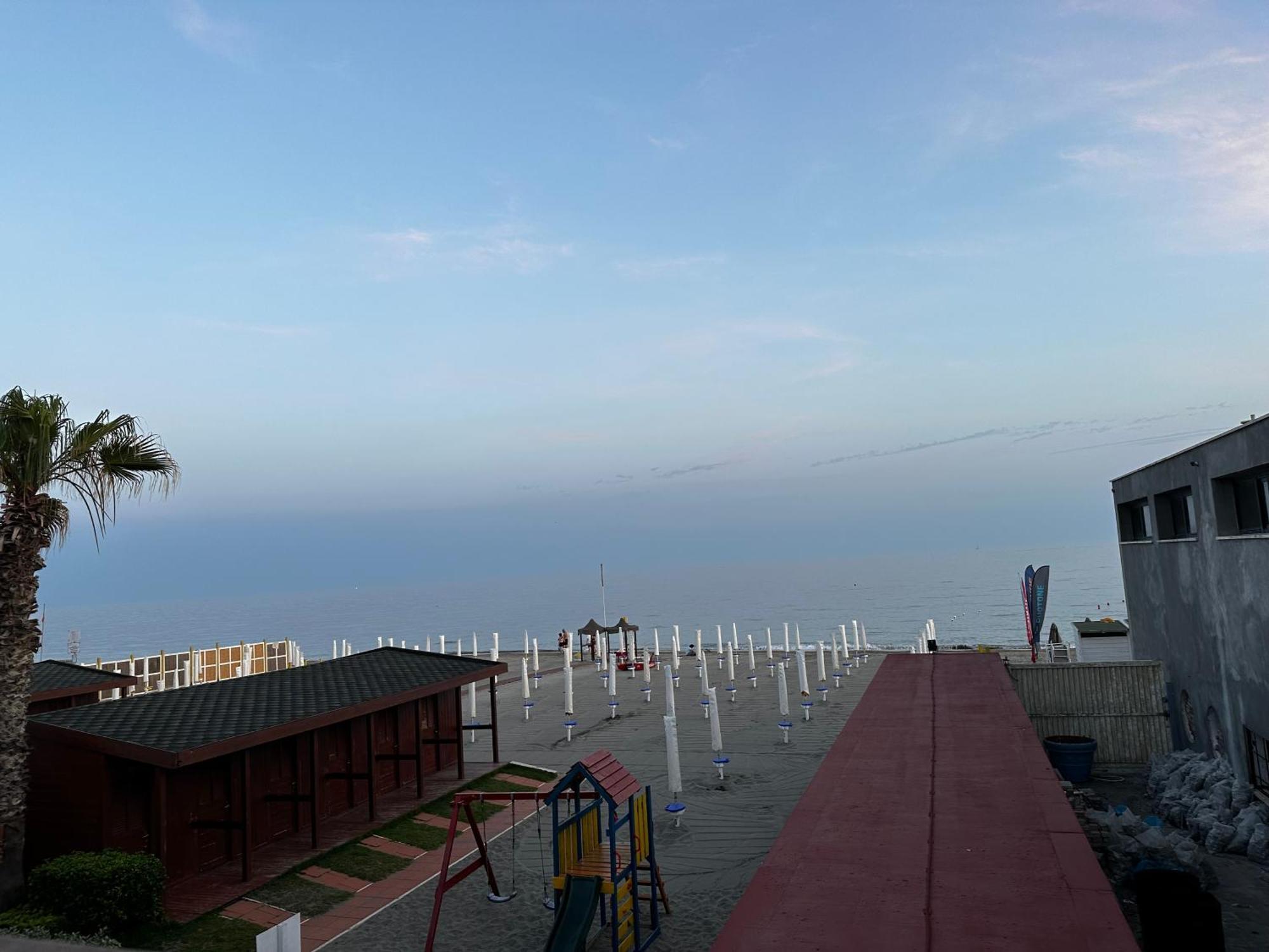 Penthouse Salus Sea View Terrace Apartment Lido di Ostia Bagian luar foto
