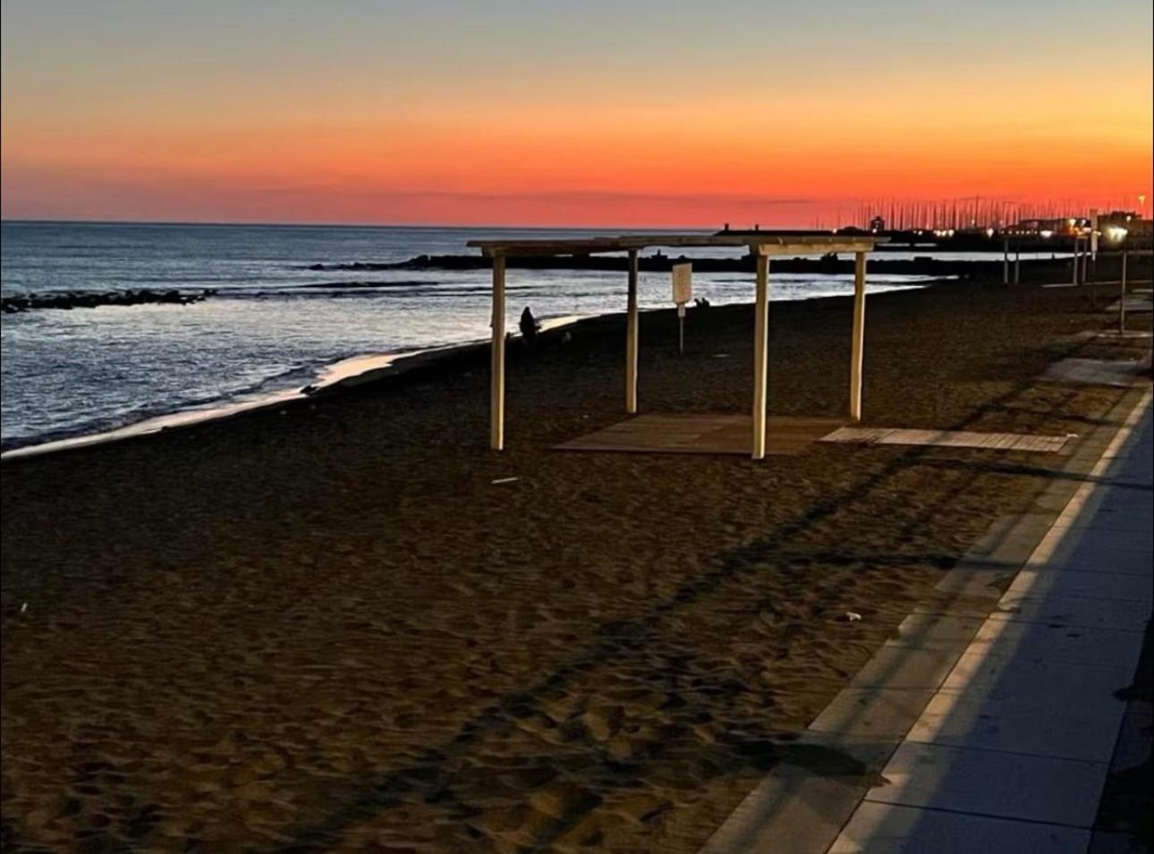 Penthouse Salus Sea View Terrace Apartment Lido di Ostia Bagian luar foto