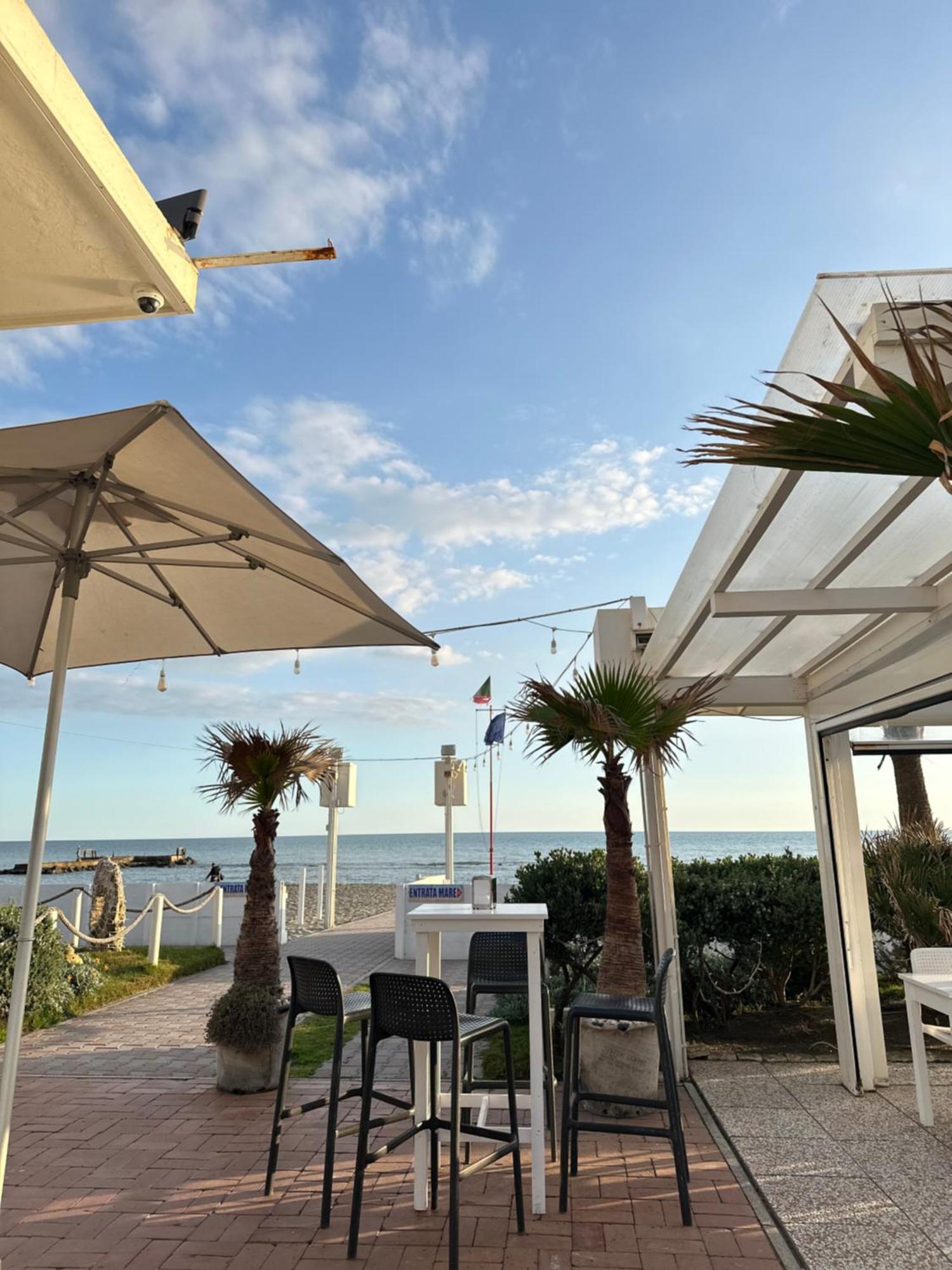 Penthouse Salus Sea View Terrace Apartment Lido di Ostia Bagian luar foto